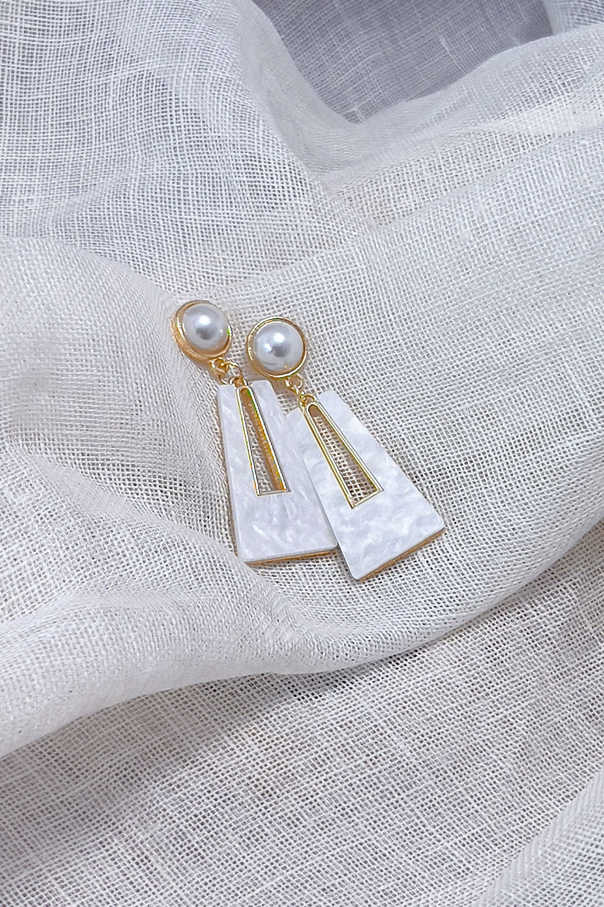 Pendant Ear Ring - I AM BLVD