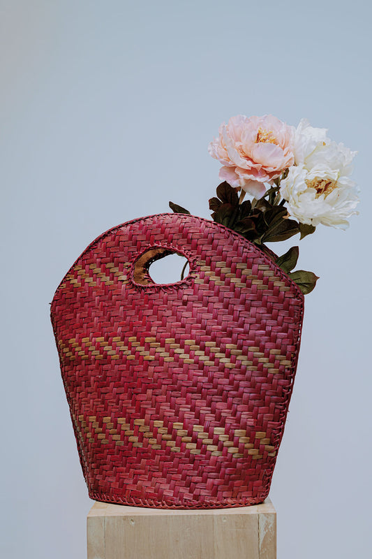 The Empowering Pine Bag: A Sustainable Statement Piece