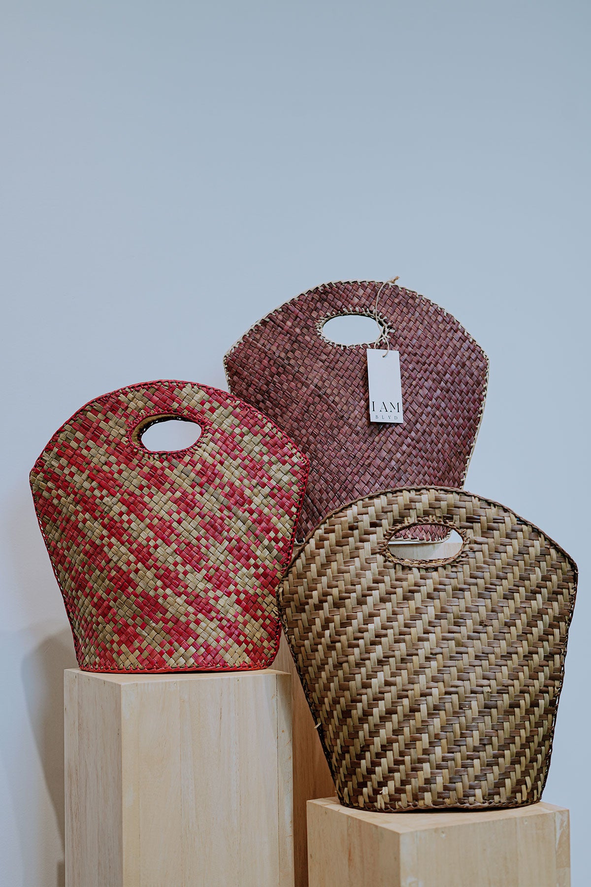 The Empowering Pine Bag: A Sustainable Statement Piece - I AM BLVD