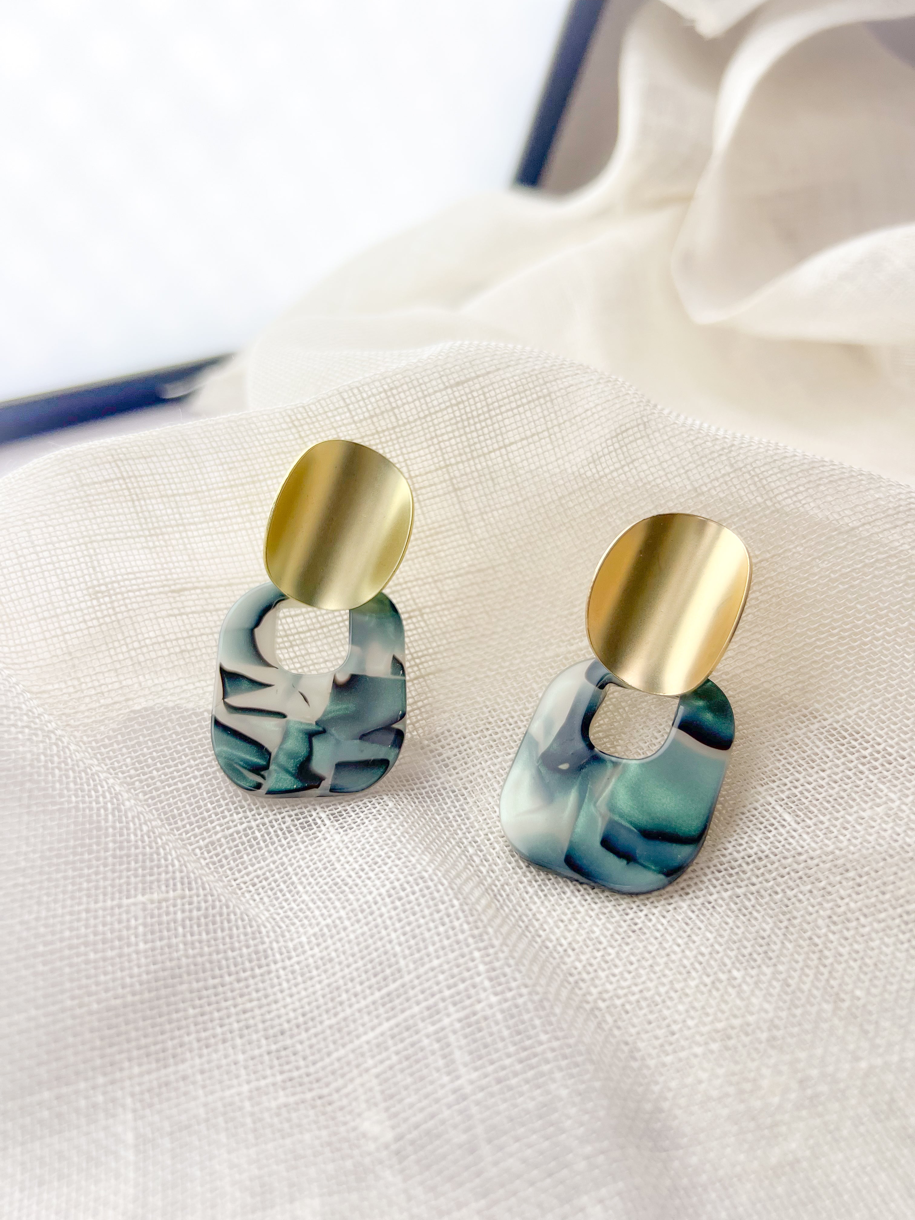 Textured Ear Ring - I AM BLVD